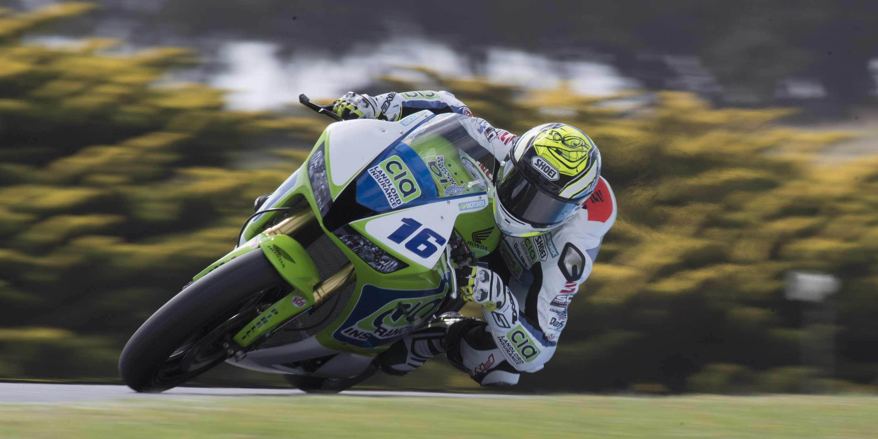 Cluzel dominates for Supersport Superpole