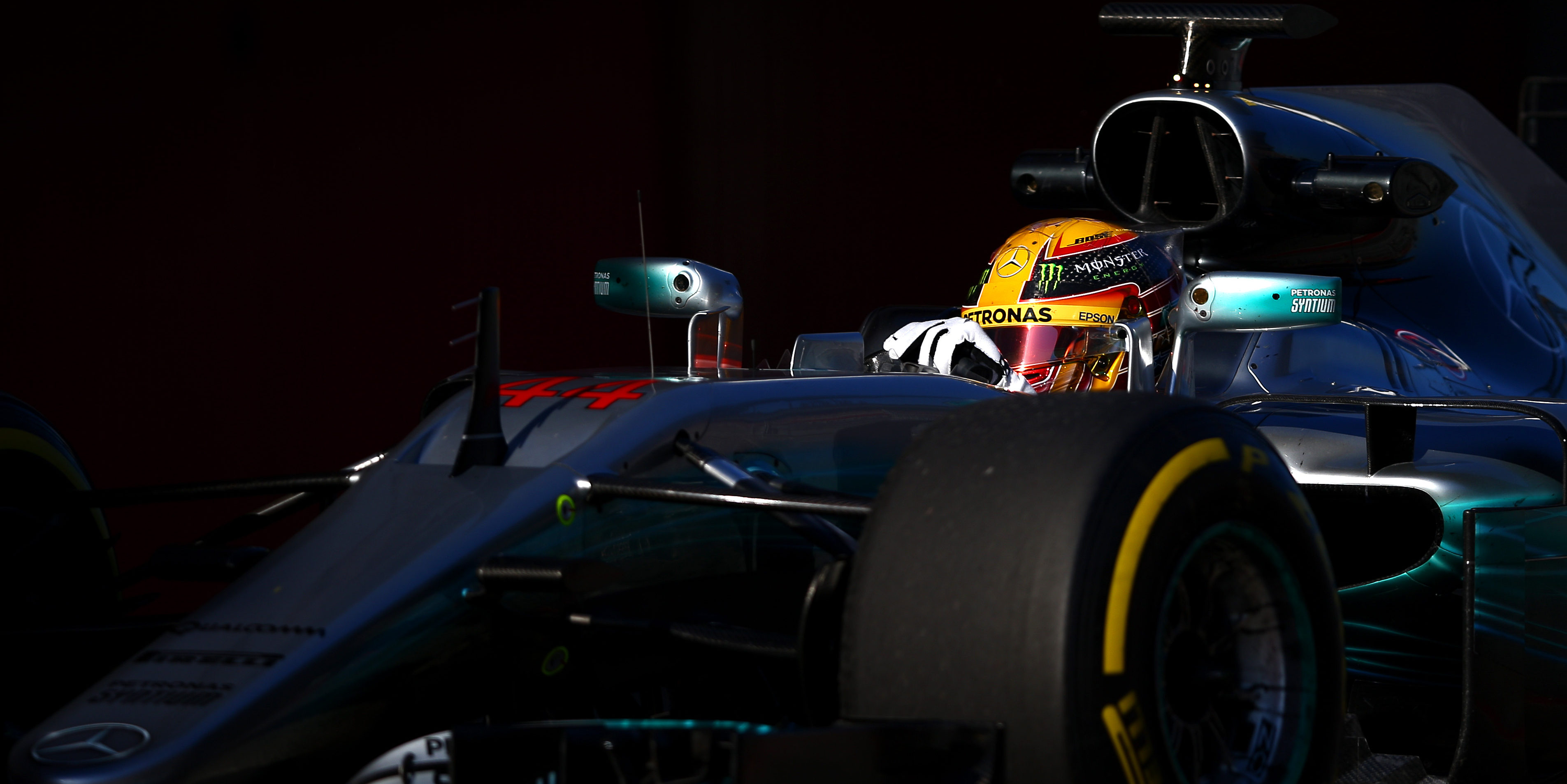 Hamilton backs plans for alternative F1 race formats