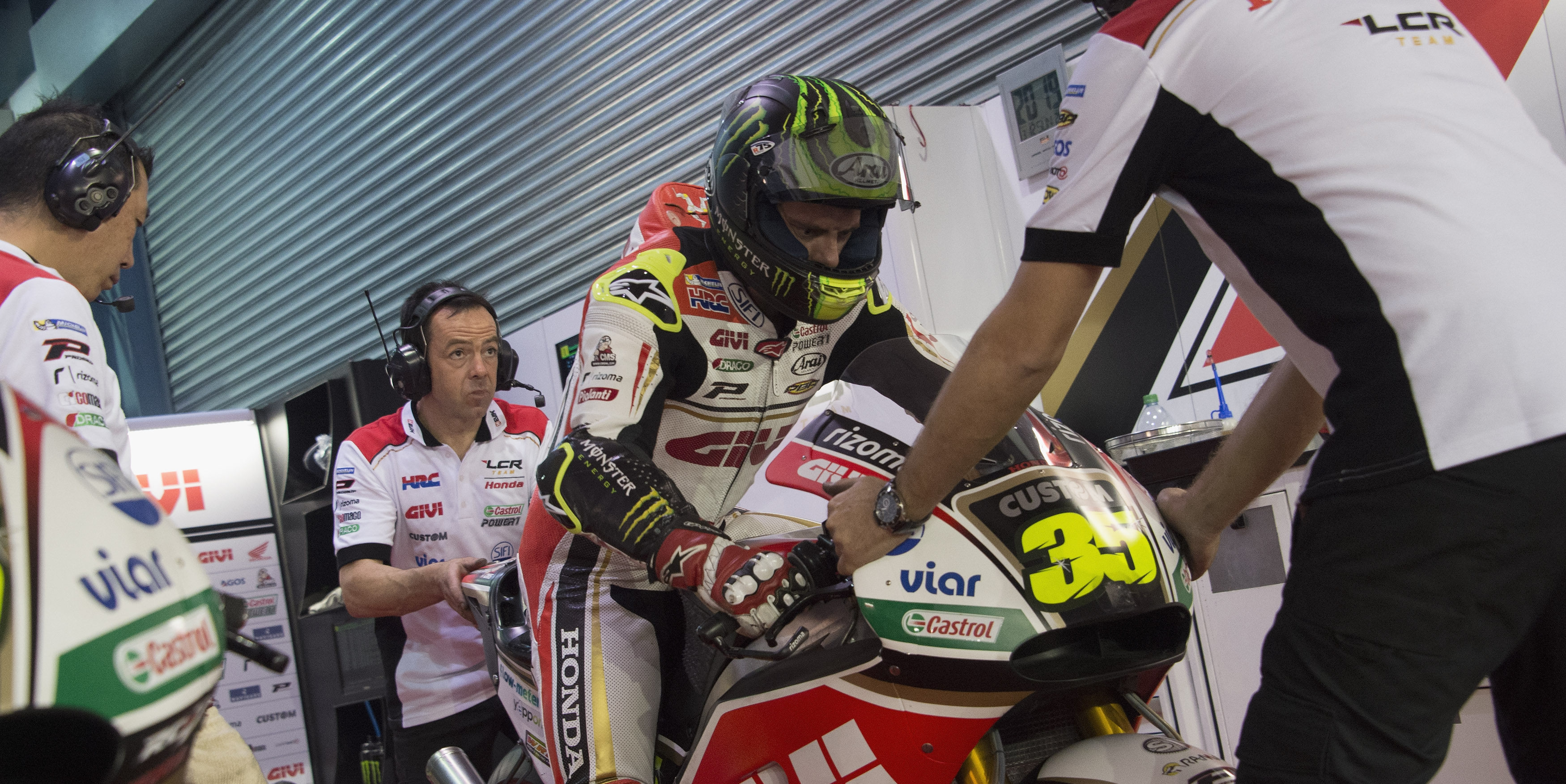 Crutchlow’s evening hindered by a mechanical issue