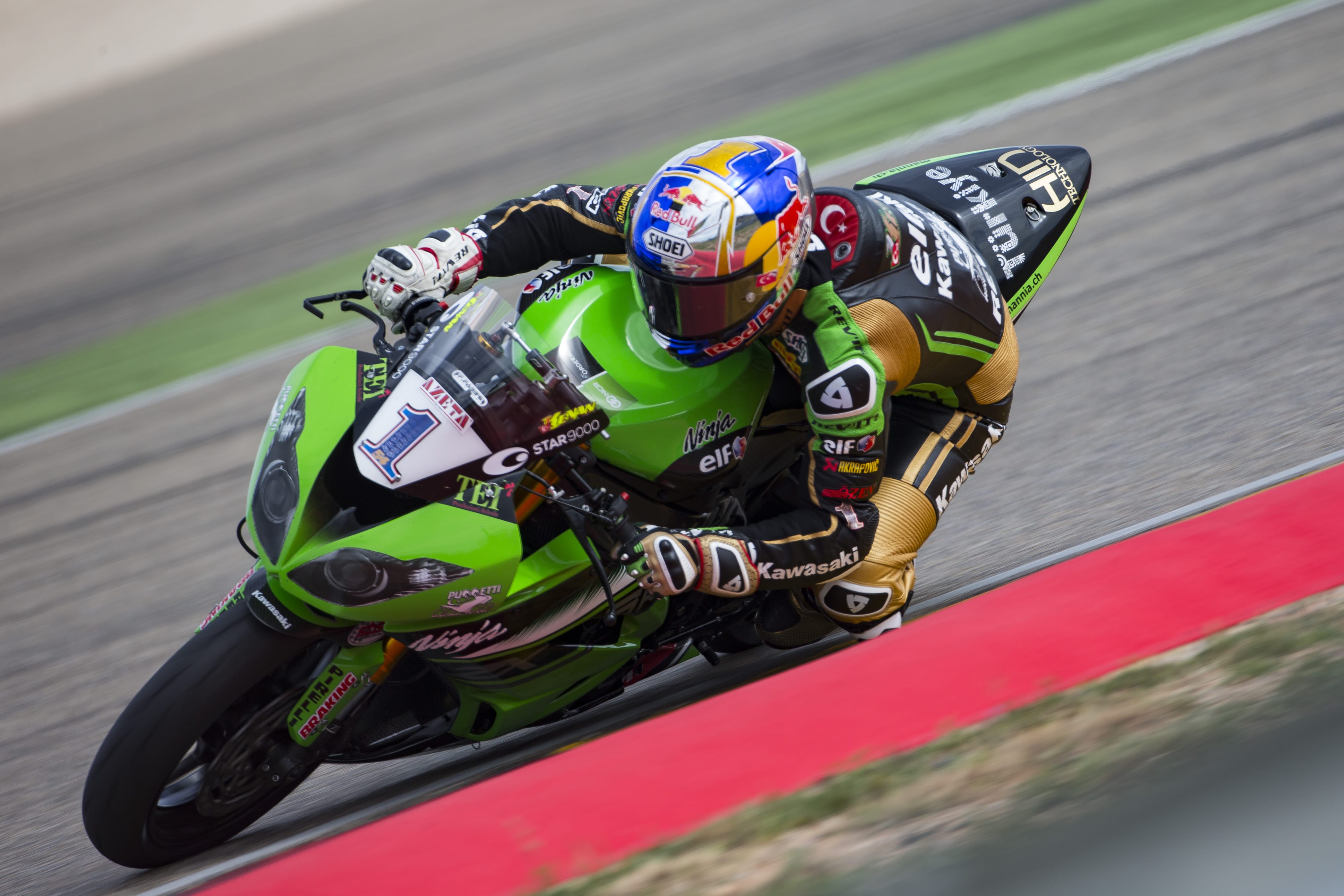 Sofuoglu smashes Assen lap record for first pole of the season