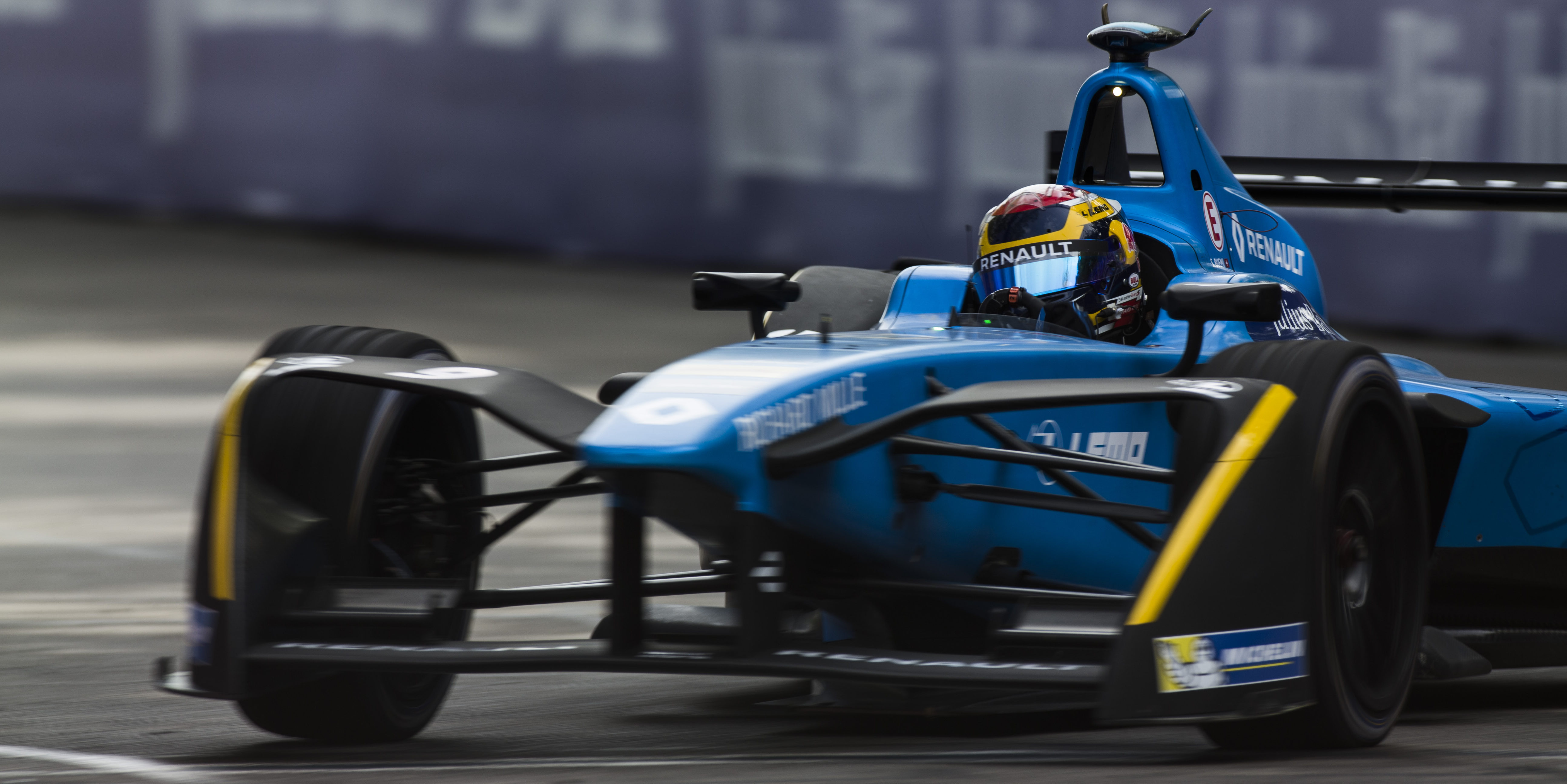 Buemi dominates opening practice in Mexico