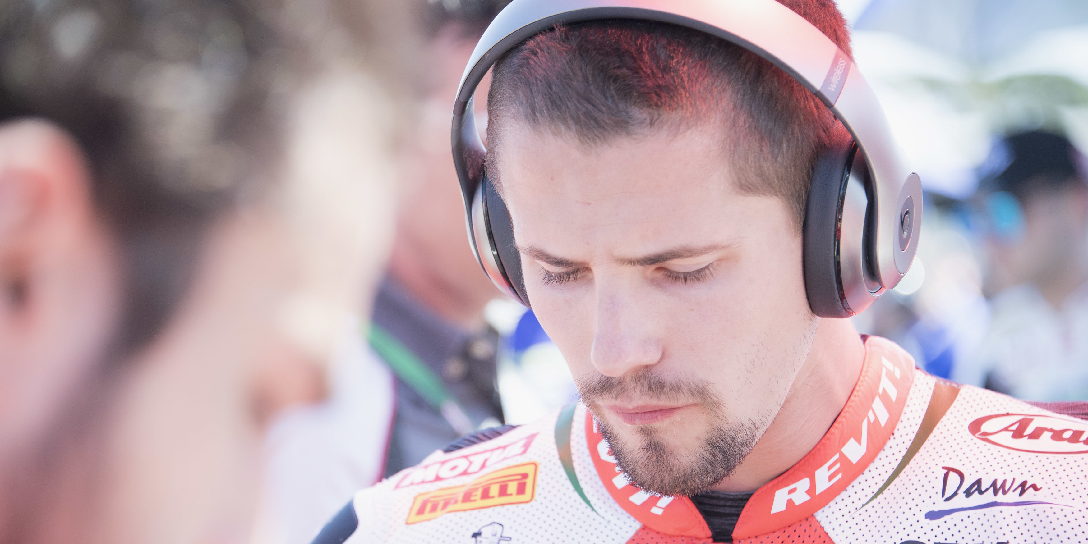 Jacobsen fastest in red-flagged Supersport FP1