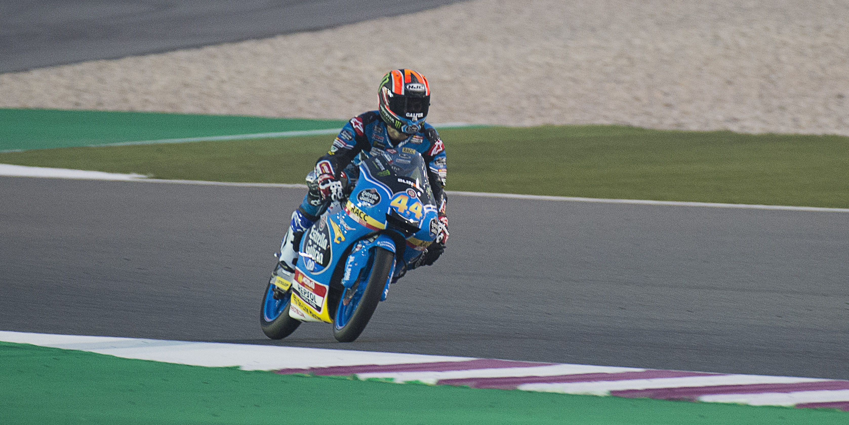 Canet obliterates Moto3 field on Friday