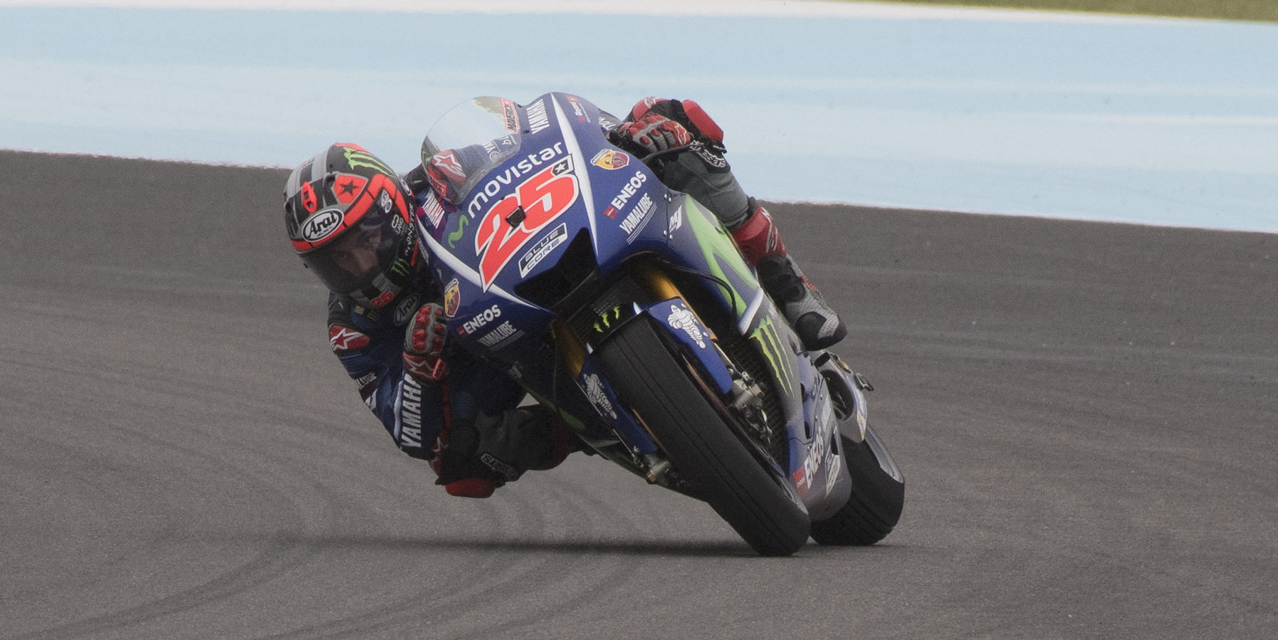 Vinales not angry after Rossi incident