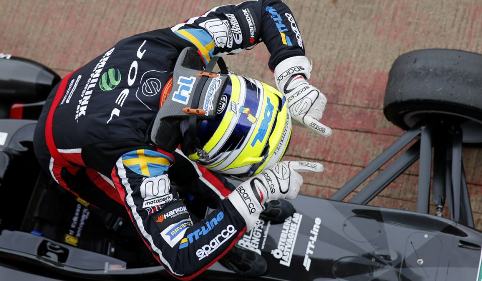Eriksson leads championship after F3 opener at Silverstone