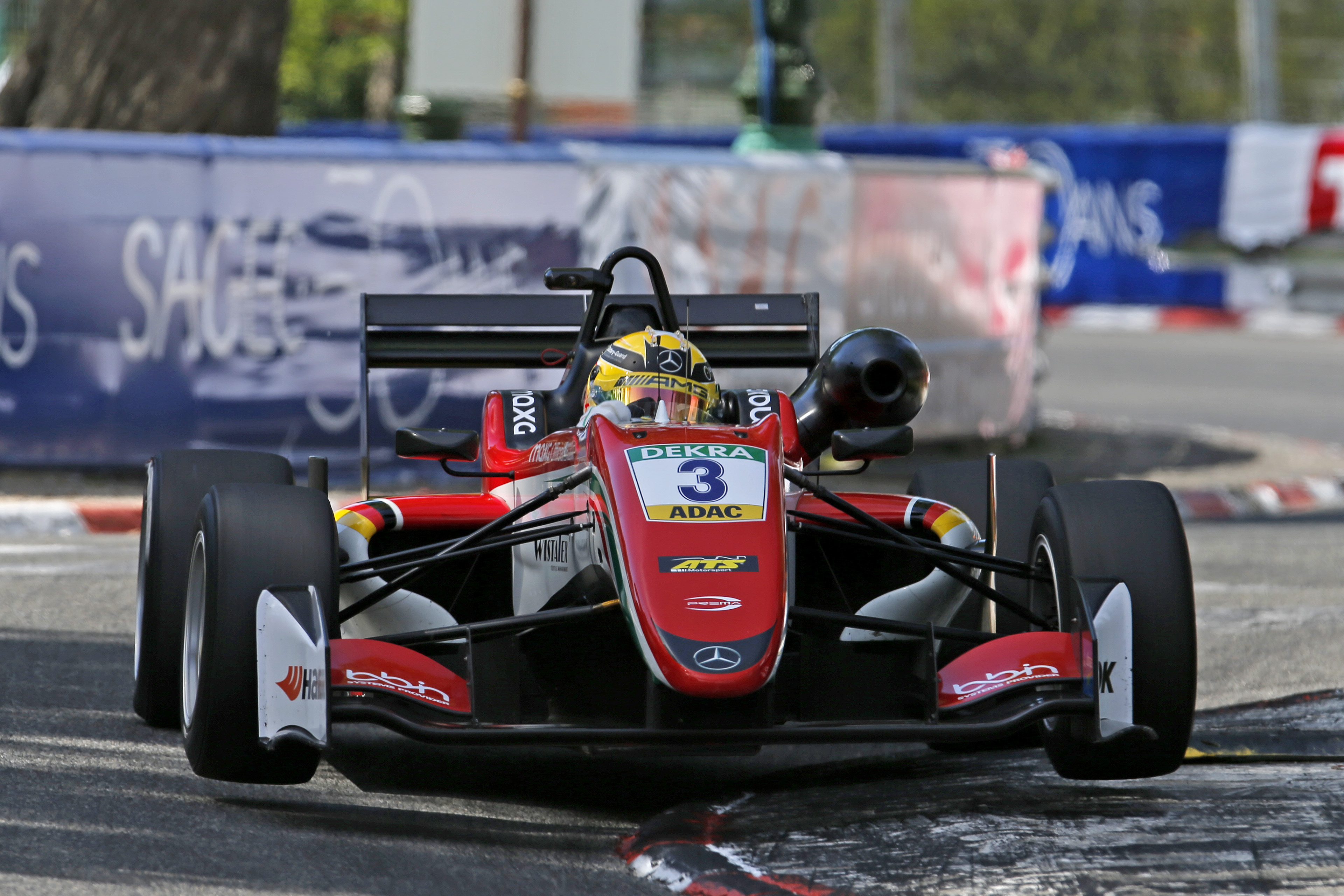 Guenther takes first win of 2017 as Eriksson crashes