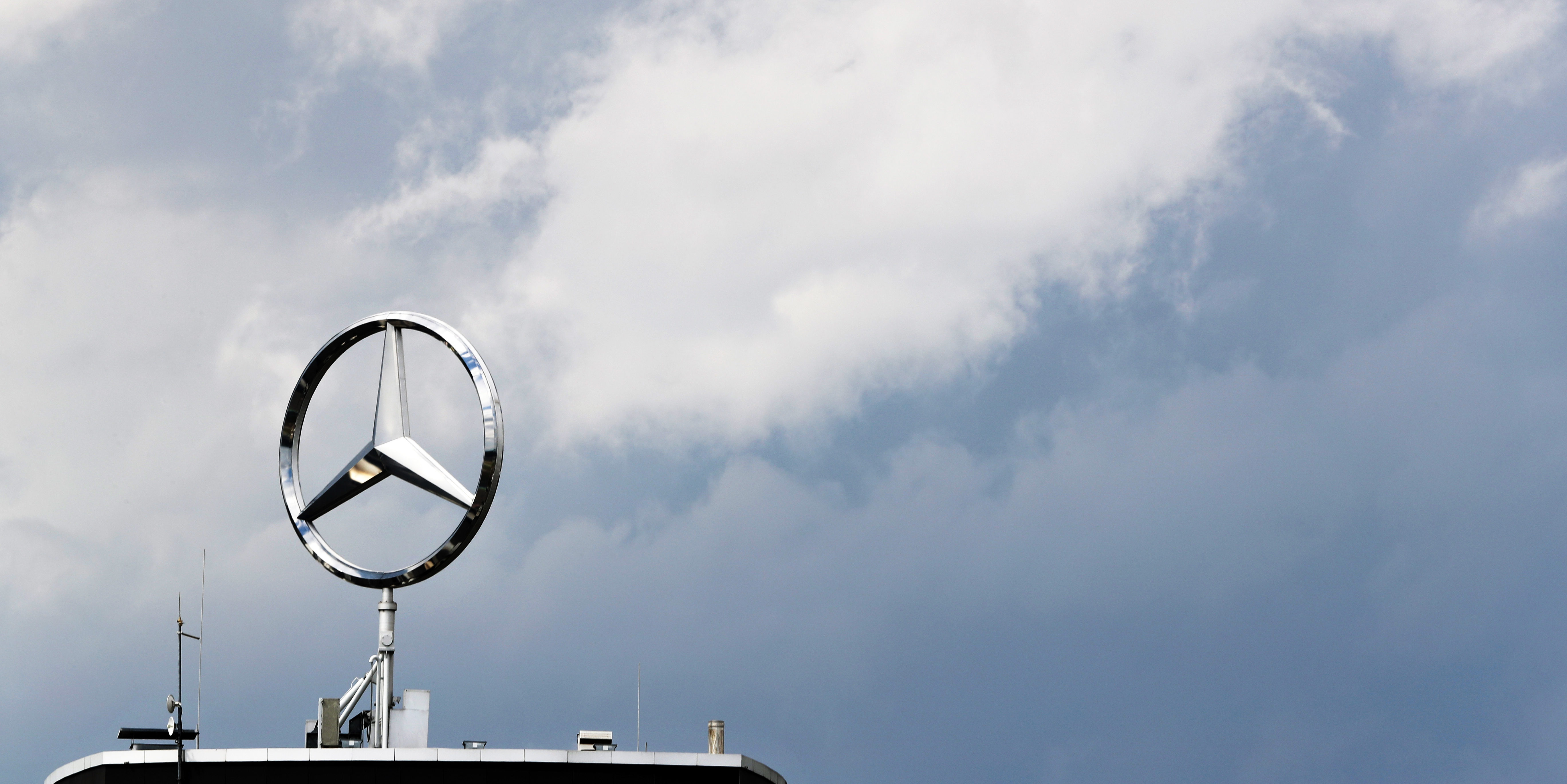 Mercedes has until October to make decision on FE