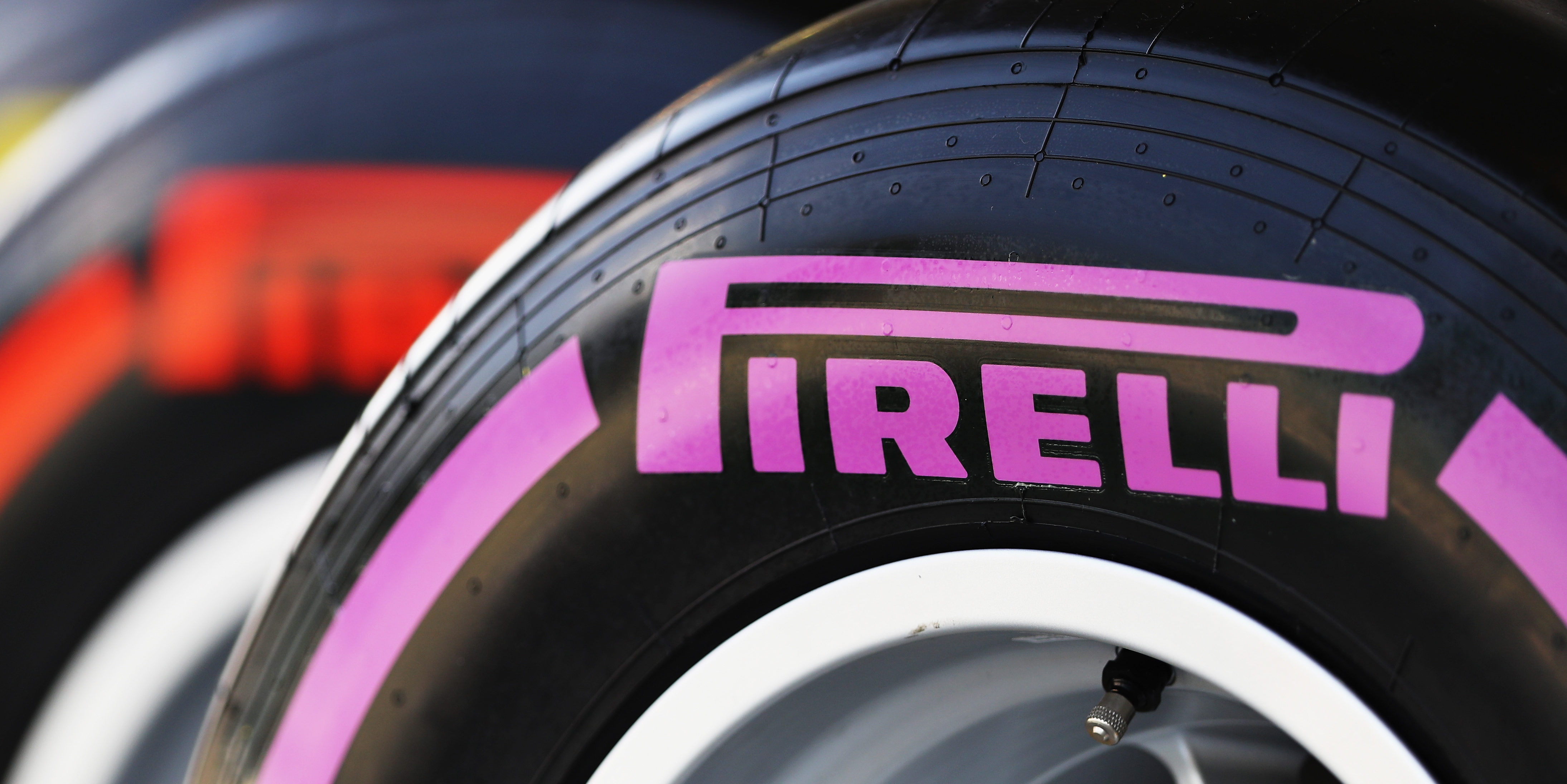 Pirelli open to tyre rivalry in future
