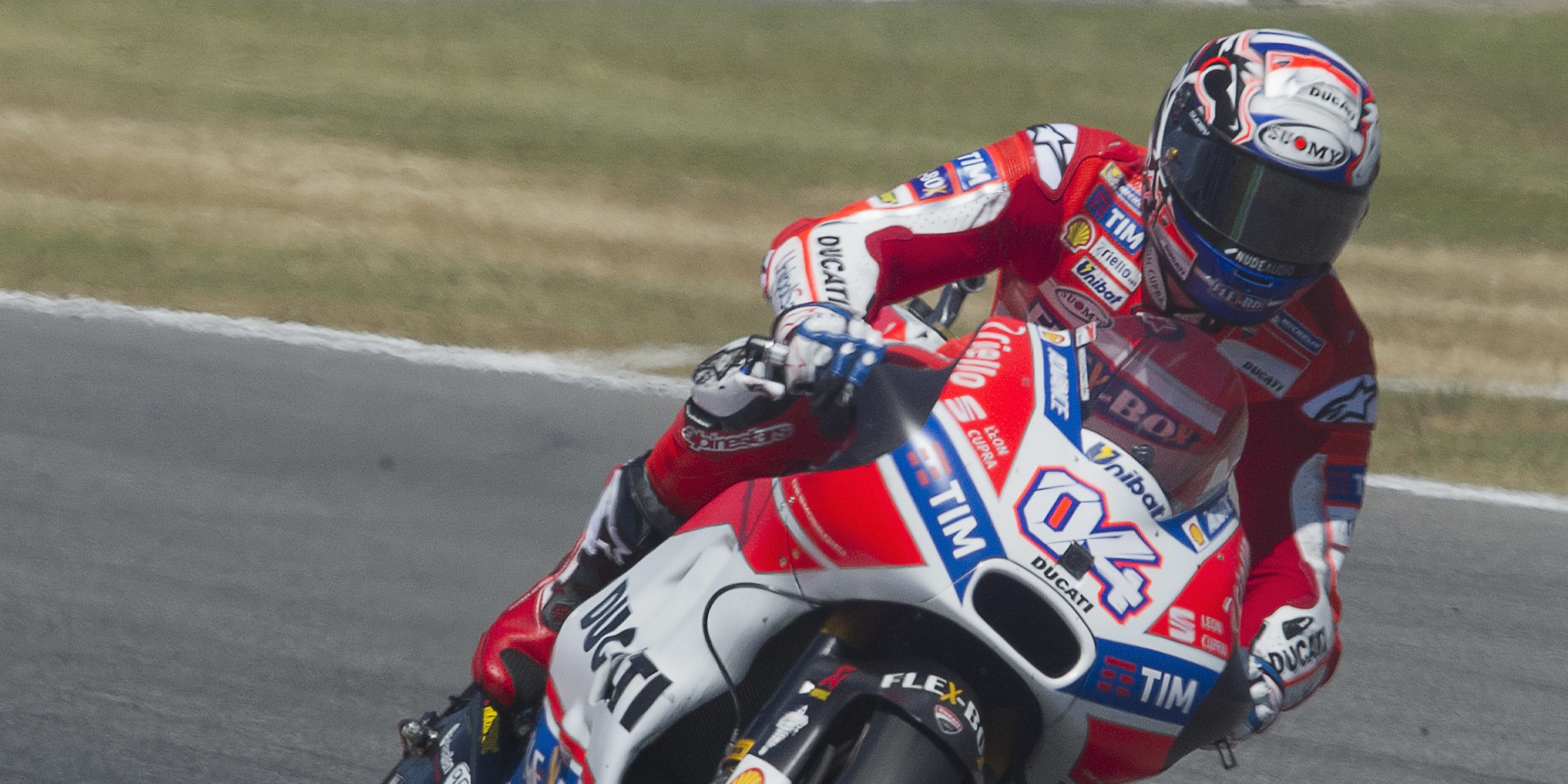 Dovizioso takes hard fought Mugello victory