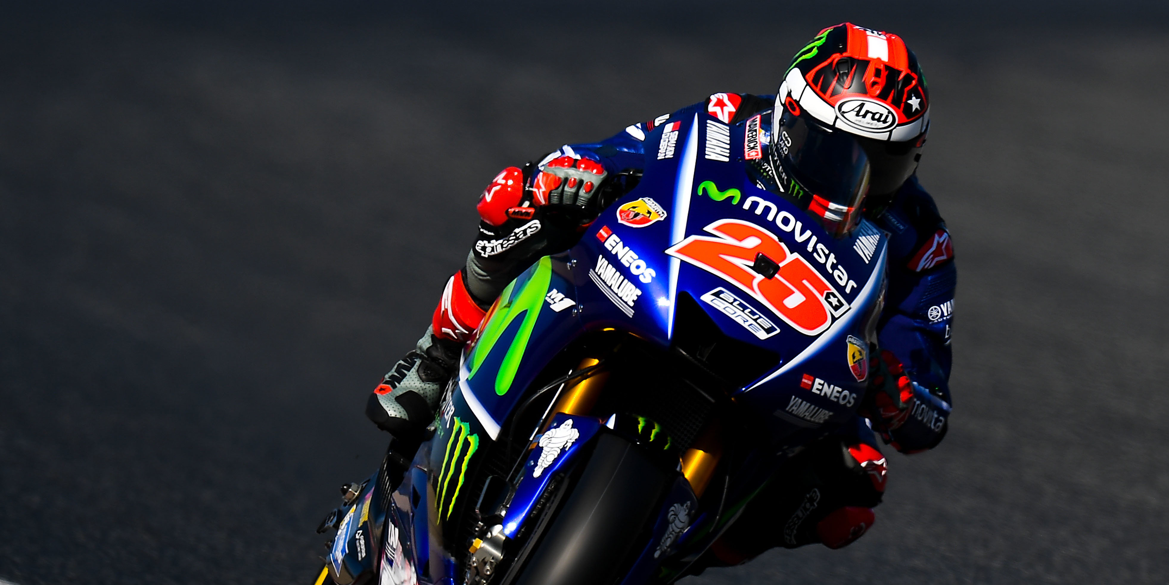 Vinales storms to top spot in second practice