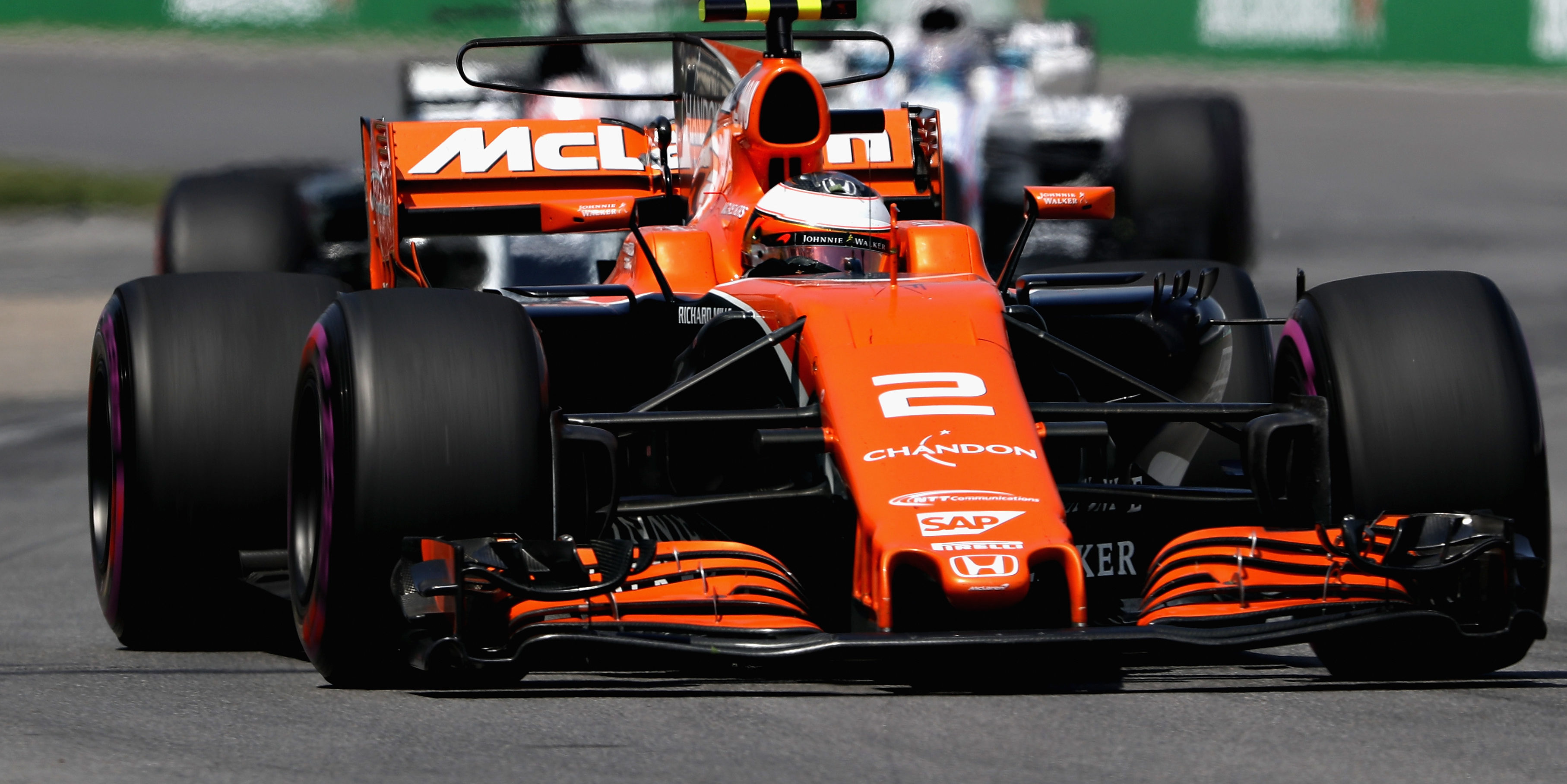 Magnussen ‘surprised’ by Vandoorne’s pace woes