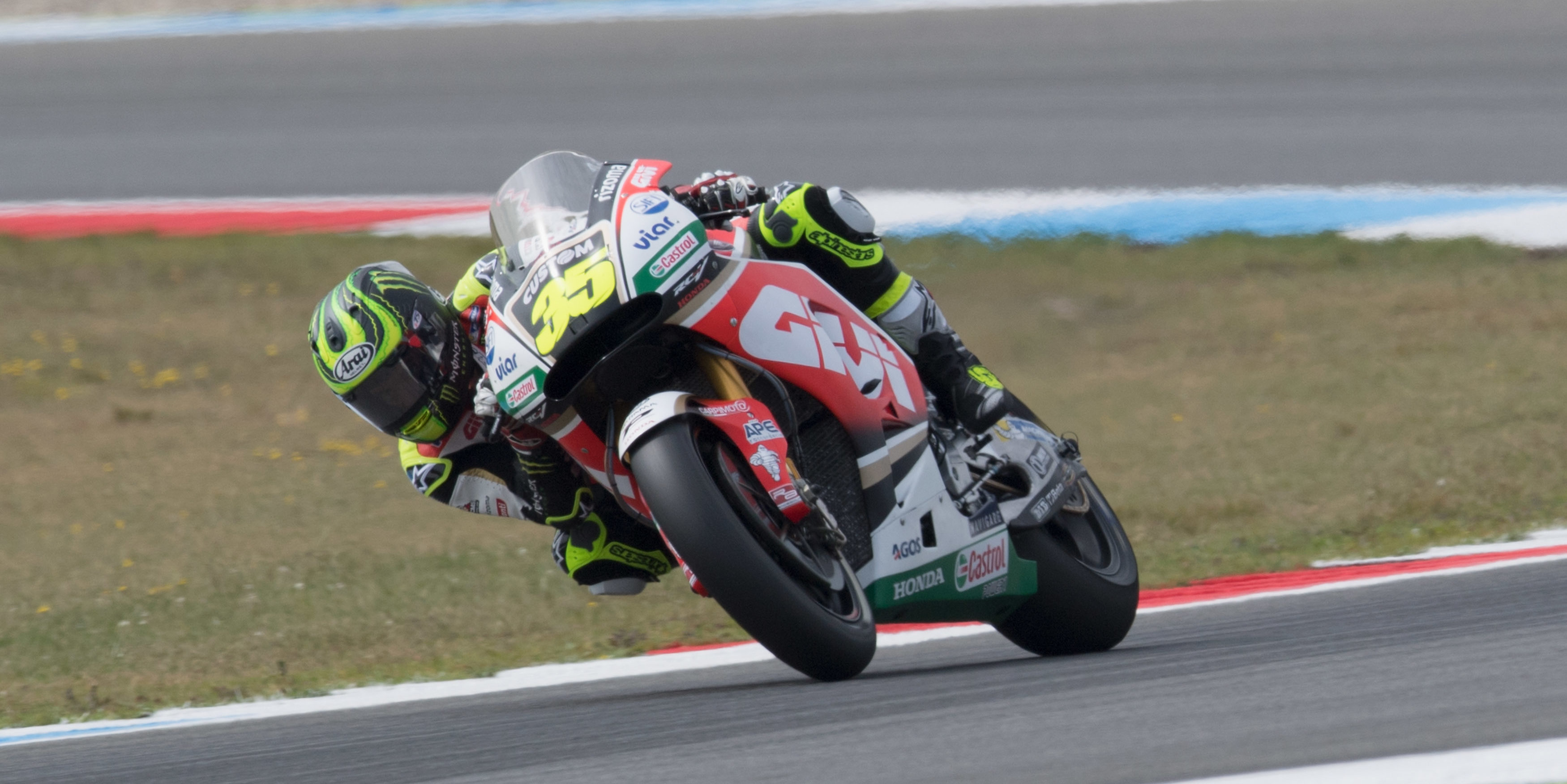 Crutchlow tests Honda aero fairing at Assen