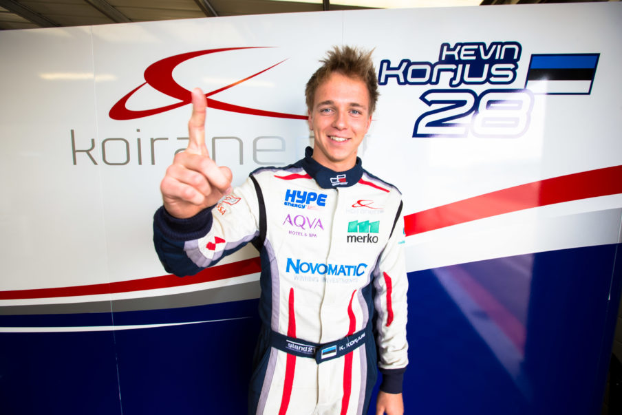 Malcolm Griffiths/GP3 Media Service Malcolm Griffiths/GP3 Media Service