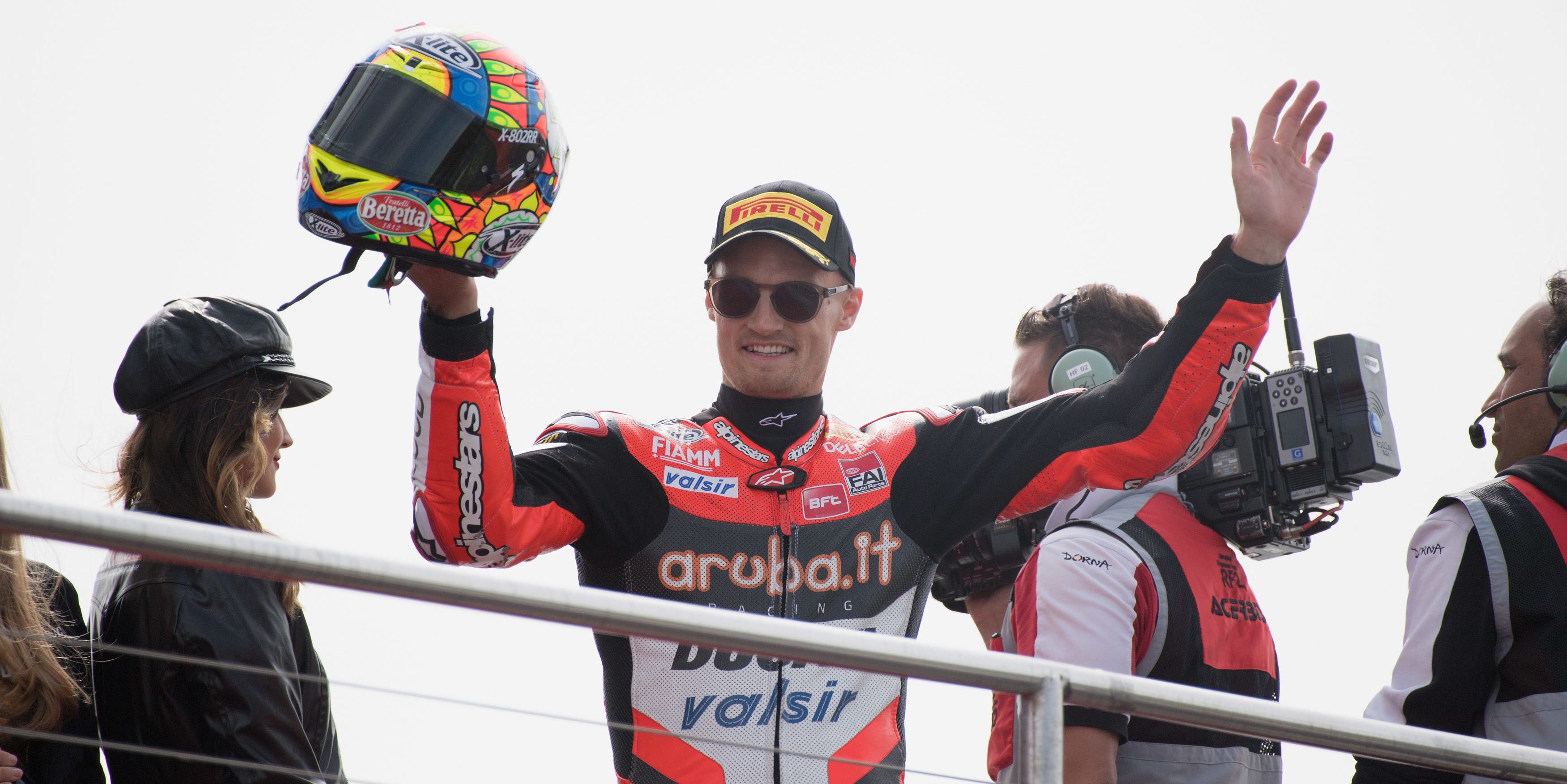 Davies cruises to Lausitzring race one win