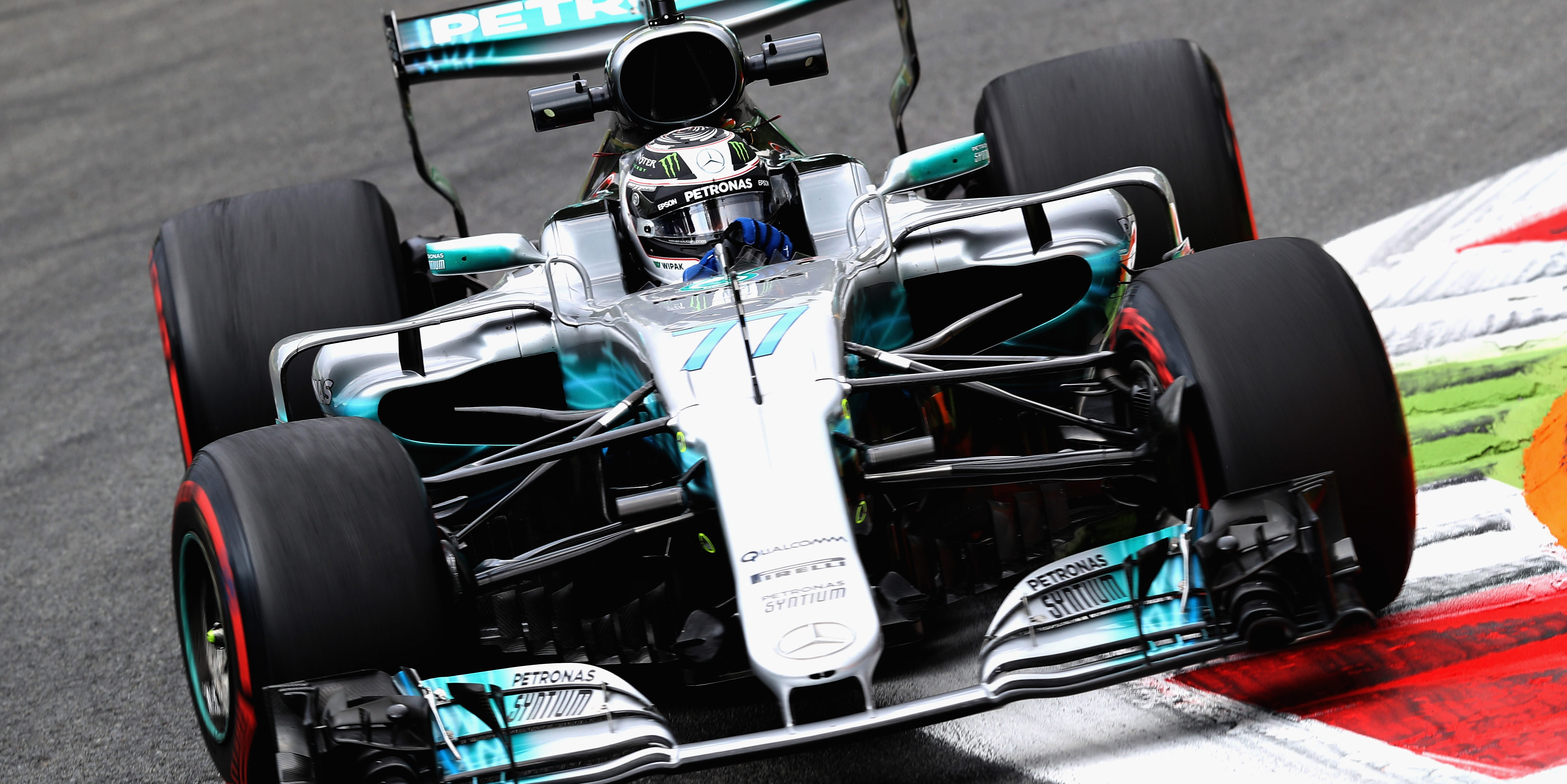 Bottas edges Hamilton in second practice at Monza