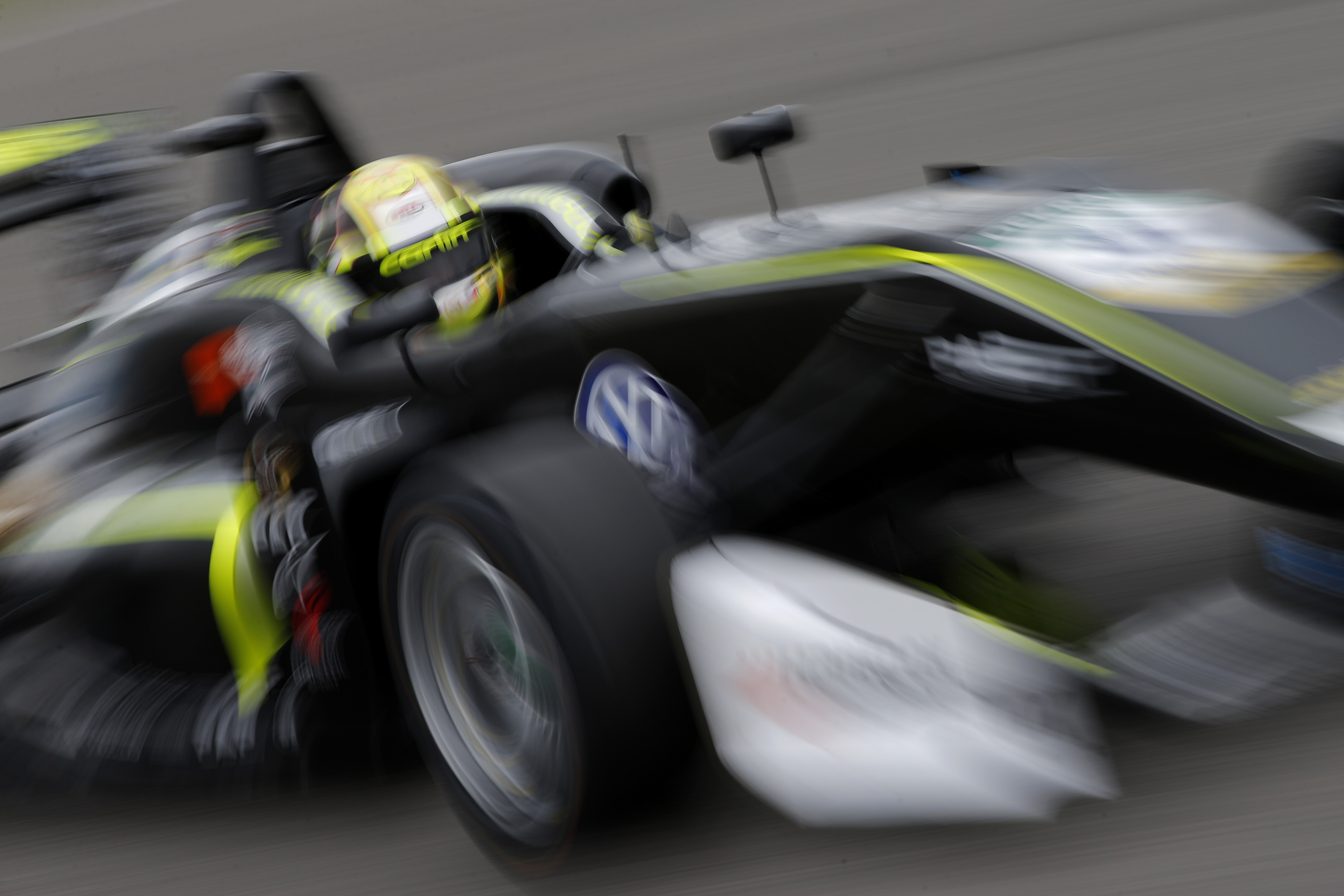 Norris leads Hughes in Nurburgring qualifying