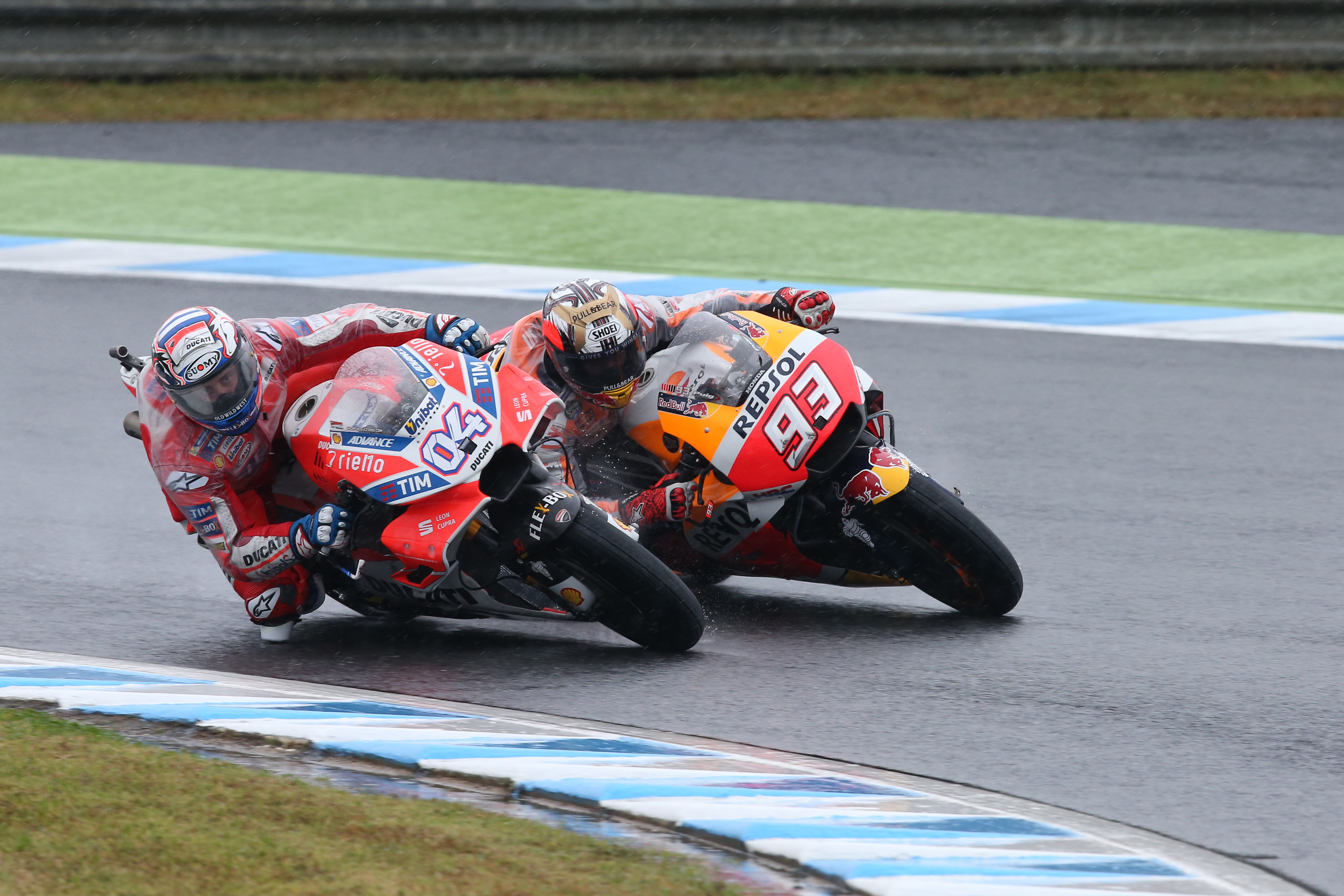 Dovizioso pinned hopes of Motegi win on Turn 11 pass