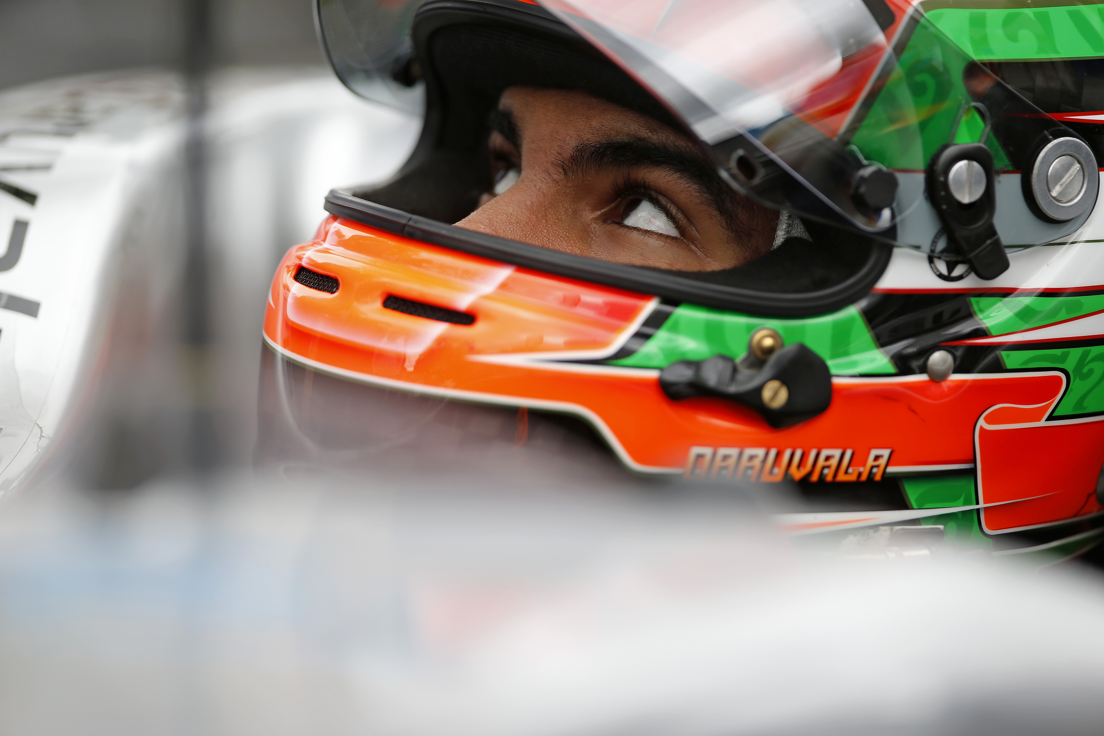 Force India’s Daruvala remains at Carlin for 2018