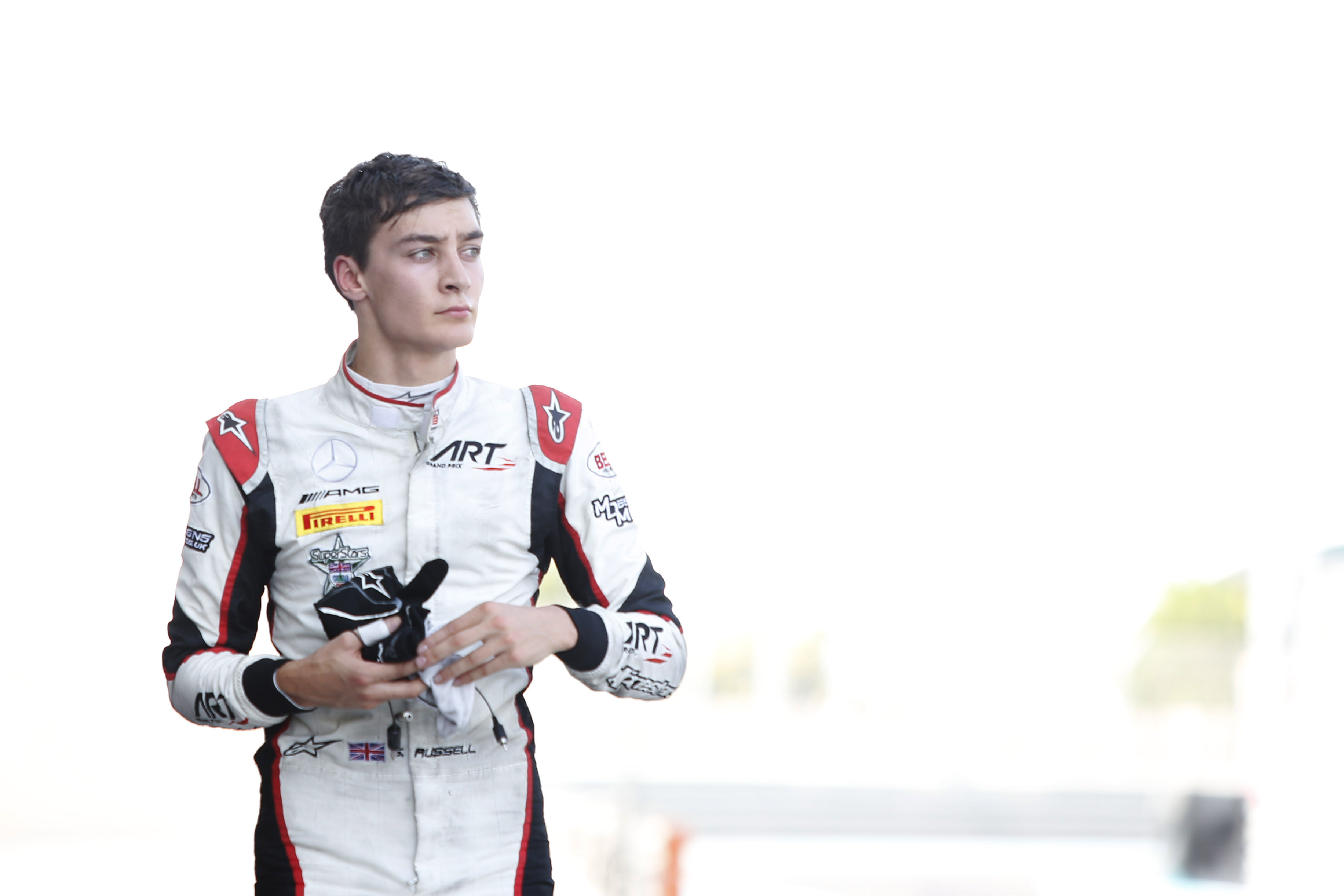 Russell graduates to 2018 F2 seat with ART