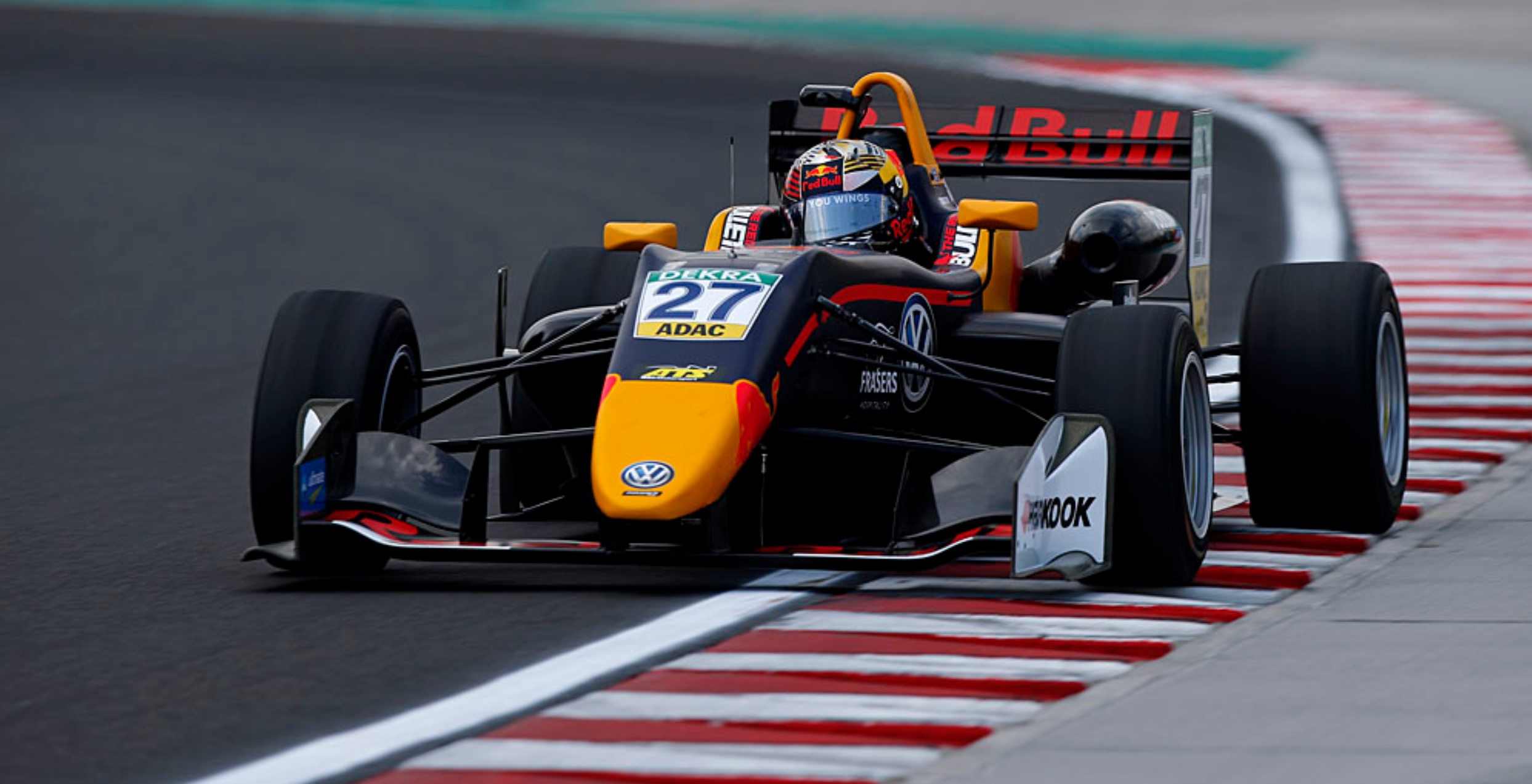 Ticktum dominates opening race at the Hungaroring