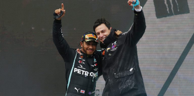 Wolff: No talk of driver veto clause in Hamilton contract negotiations