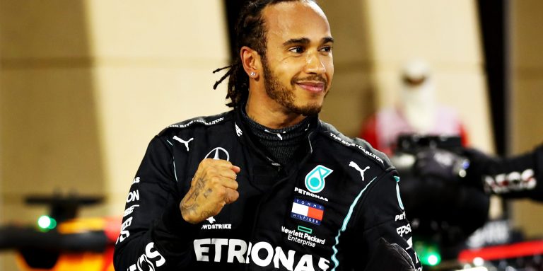 Hamilton finally agrees new  Mercedes F1 contract