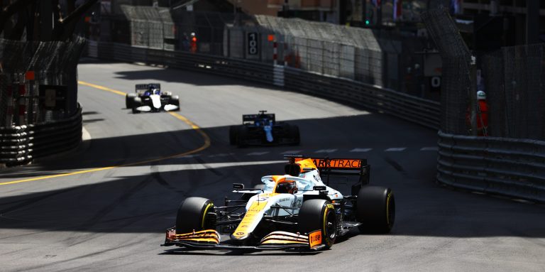 Seidl: McLaren’s ‘special’ driving style hampering Ricciardo’s progress