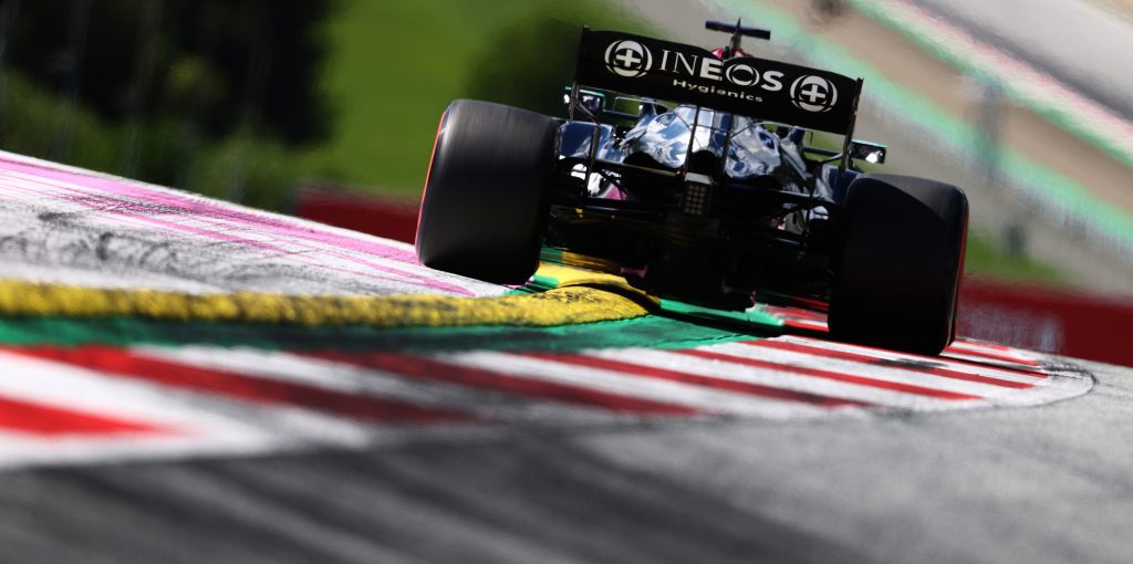 Hamilton: Mercedes losing a quarter of a second to Red Bull in Austria