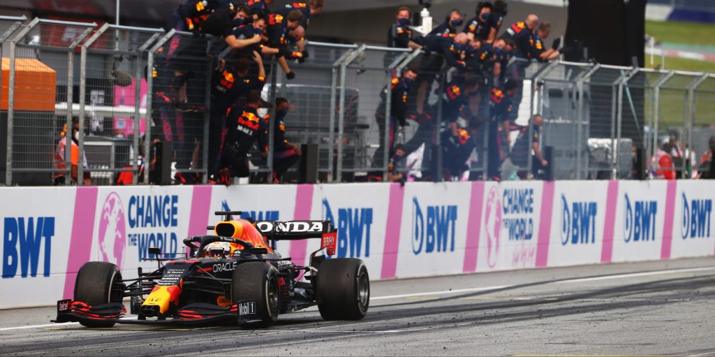 Verstappen: Red Bull not ‘compromising’ 2022 in bid to win F1 title