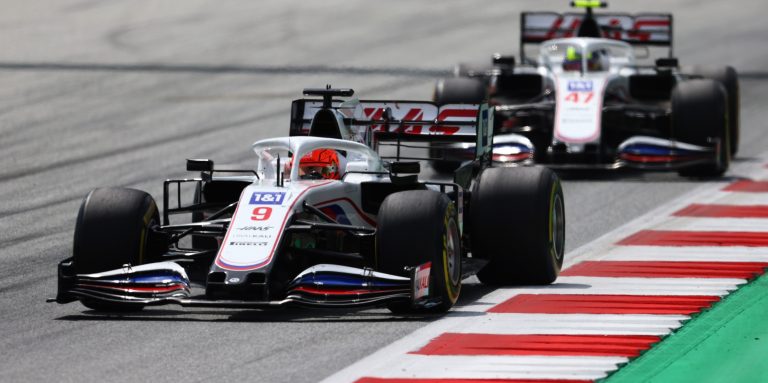 Steiner: Schumacher has also sampled Haas’ heavier chassis