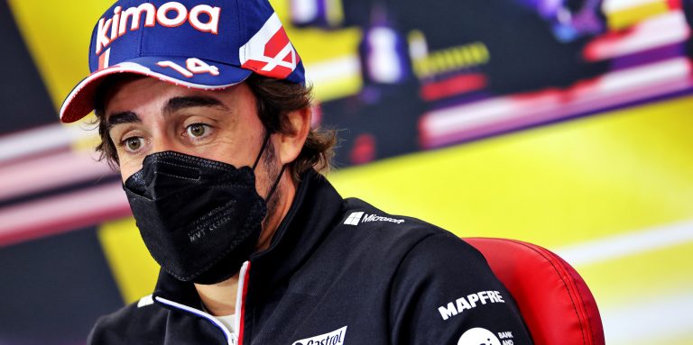 Alonso eyes remaining in F1 until 2023