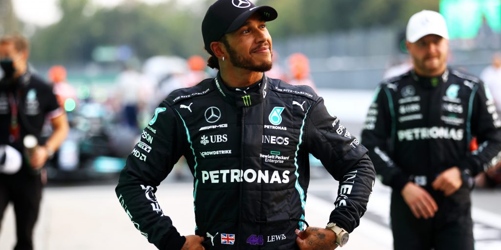 Mercedes will only consider team orders after start of F1 sprint