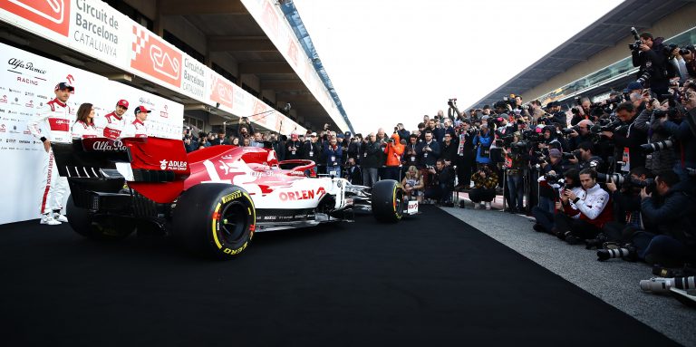 Alfa Romeo to launch C42 after Barcelona pre-season test
