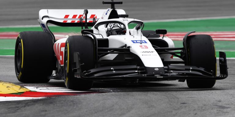 Haas to decide future of title sponsor Uralkali next week