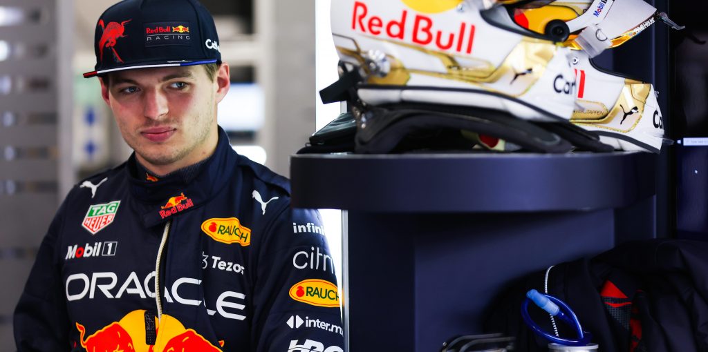 Verstappen signs Red Bull contract extension until 2028