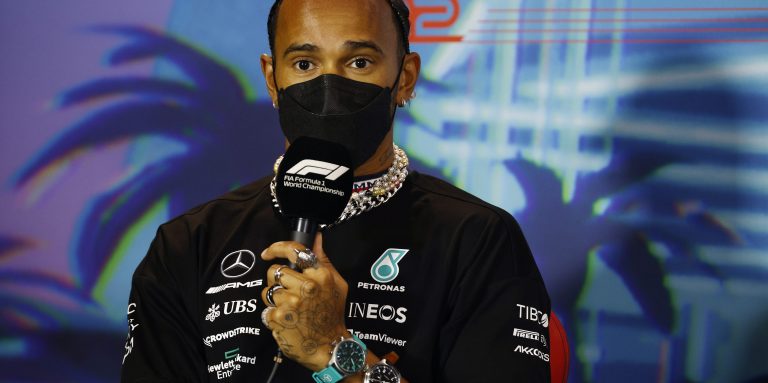 Hamilton: F1 risks’unnecessary spat’ with clampdown on driver jewellery