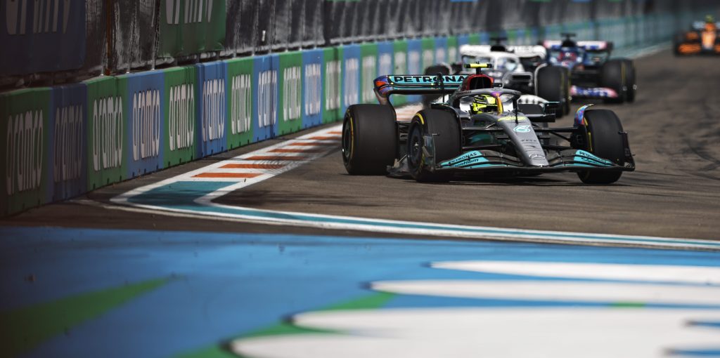 Hamilton ‘didn’t understand’ Mercedes strategy in F1 Miami GP