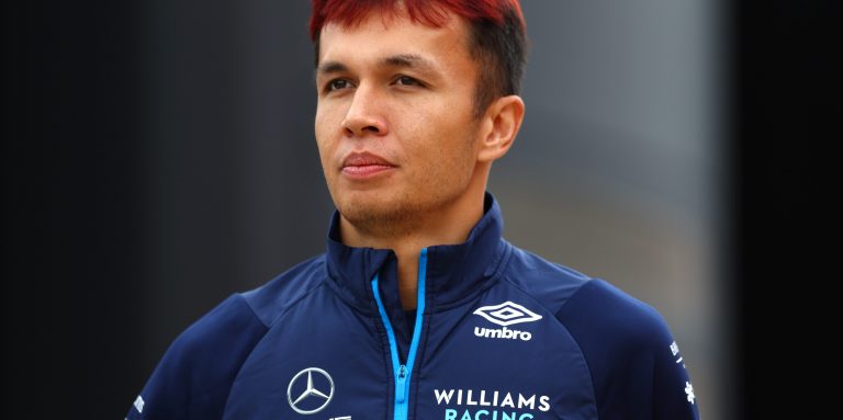 Williams retain Albon on multi-year F1 deal