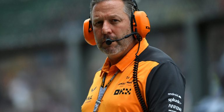 Brown: Szafnauer looks ‘a bit silly’ after comments on Piastri F1 contract saga