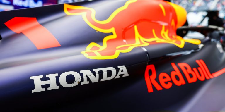 FIA confirm six manufacturers for new F1 engine era in 2026