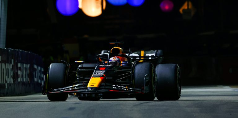 FIA accepts mistake to not penalise Verstappen in Singapore