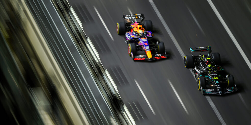 Hamilton: Horner ‘stirring’ Red Bull F1 seat claims