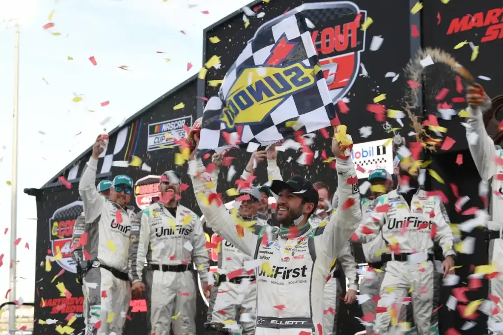 Chase Elliott’s Martinsville win shakes up NASCAR Cup standings