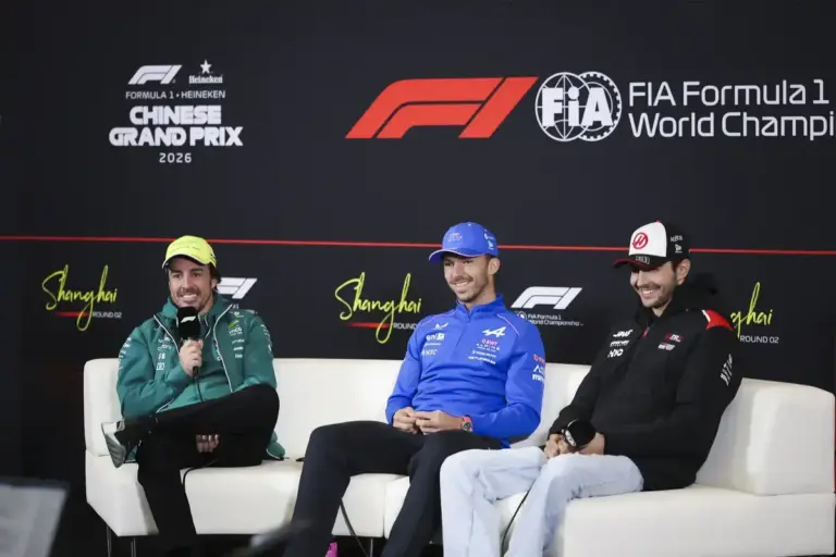 Alonso reveals a two-phase recovery plan for Aston Martin to have a normal weekend in 2026