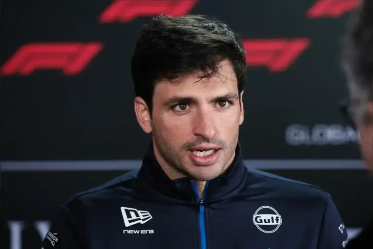 Sainz jokes haircut is “part of the strategy” as he outlines Williams’ FW48 targets for 2026