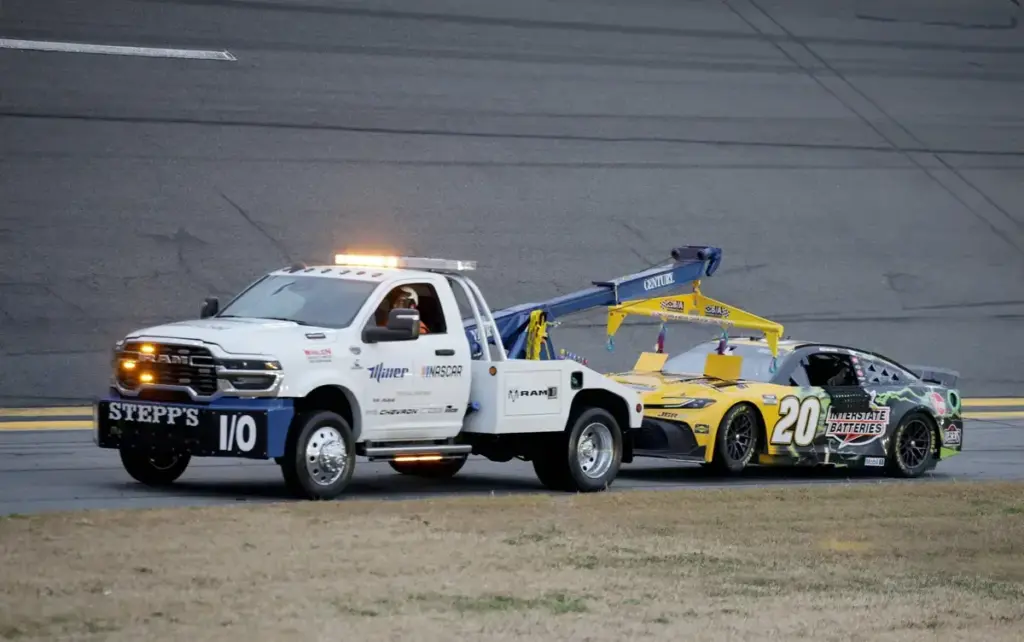 Christopher Bell Bristol hopes ‘killed’ after pit road mistake and race-ending damage