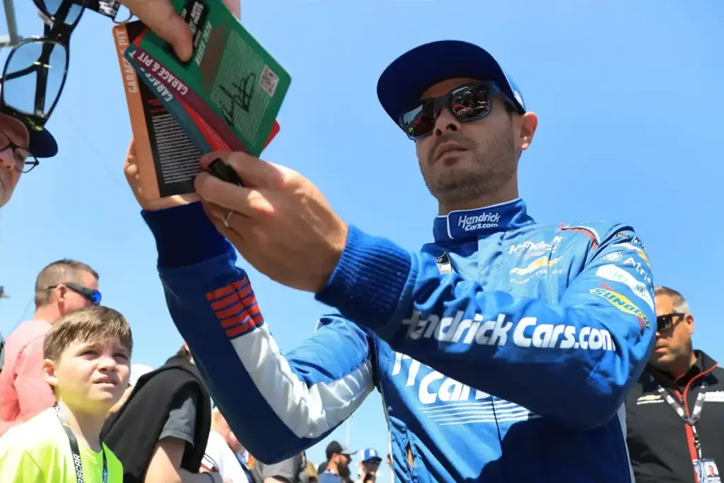 Kyle Larson softens stance on Verstappen debate, calls four-time F1 champion “extremely good”