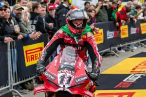 Assen WSBK Saturday: Bulega wins rain thriller after support class photo finishes