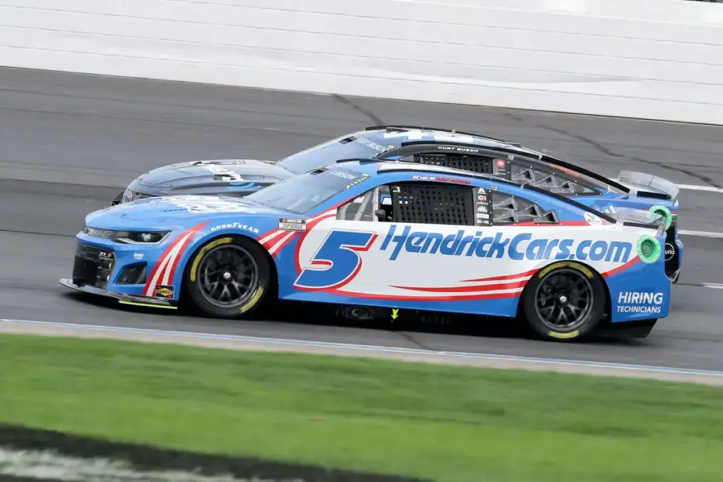 Even Kurt Busch thinks brother Kyle Busch deserved the penalty over Ryan Preece