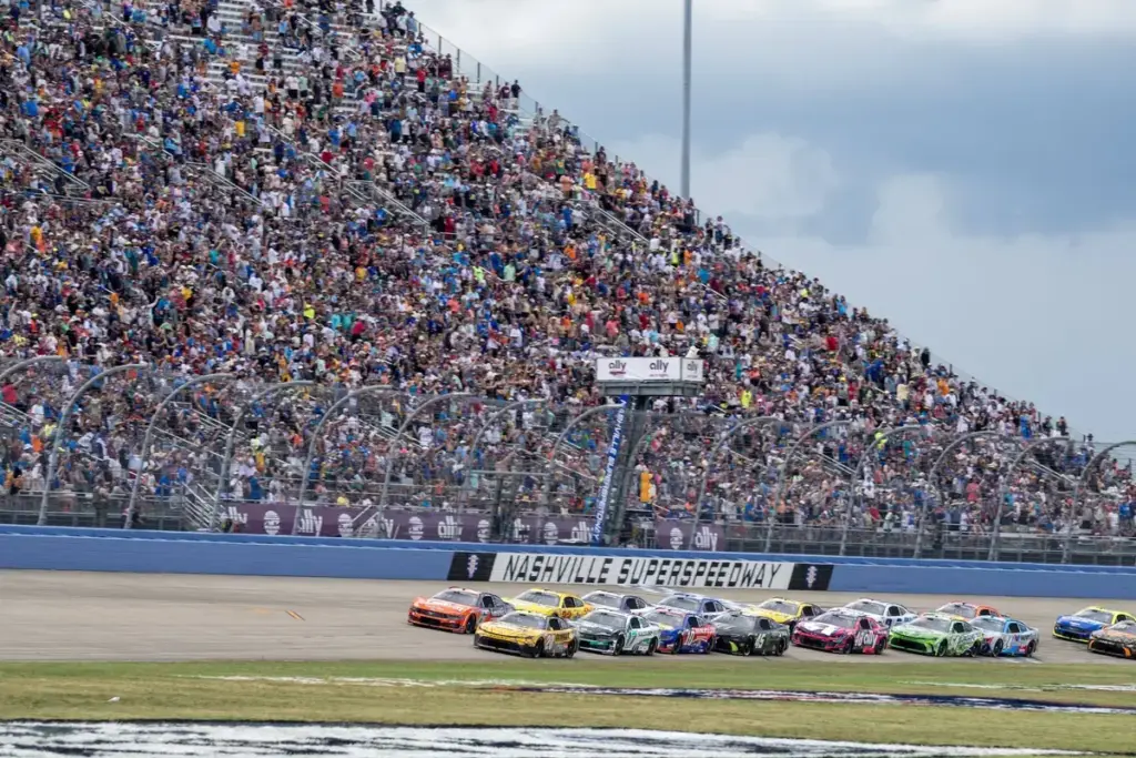 NASCAR vs IndyCar this weekend: Full schedule, race times, and how to watch
